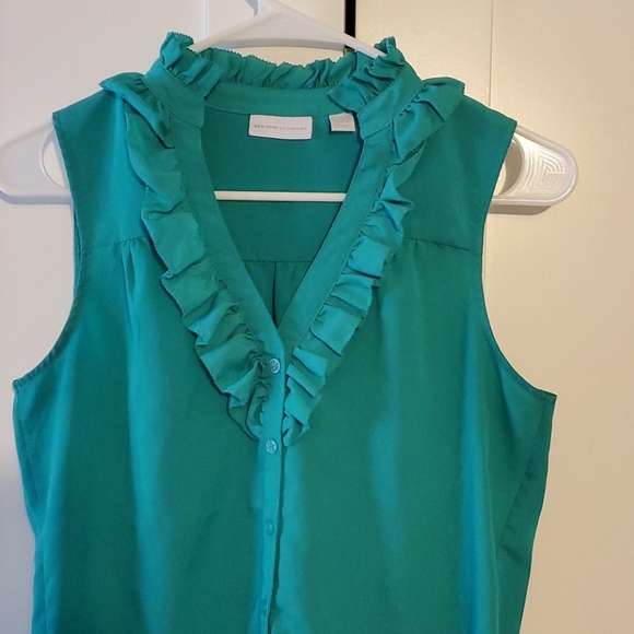 Grean Teal Blouse - Picture 2 of 3